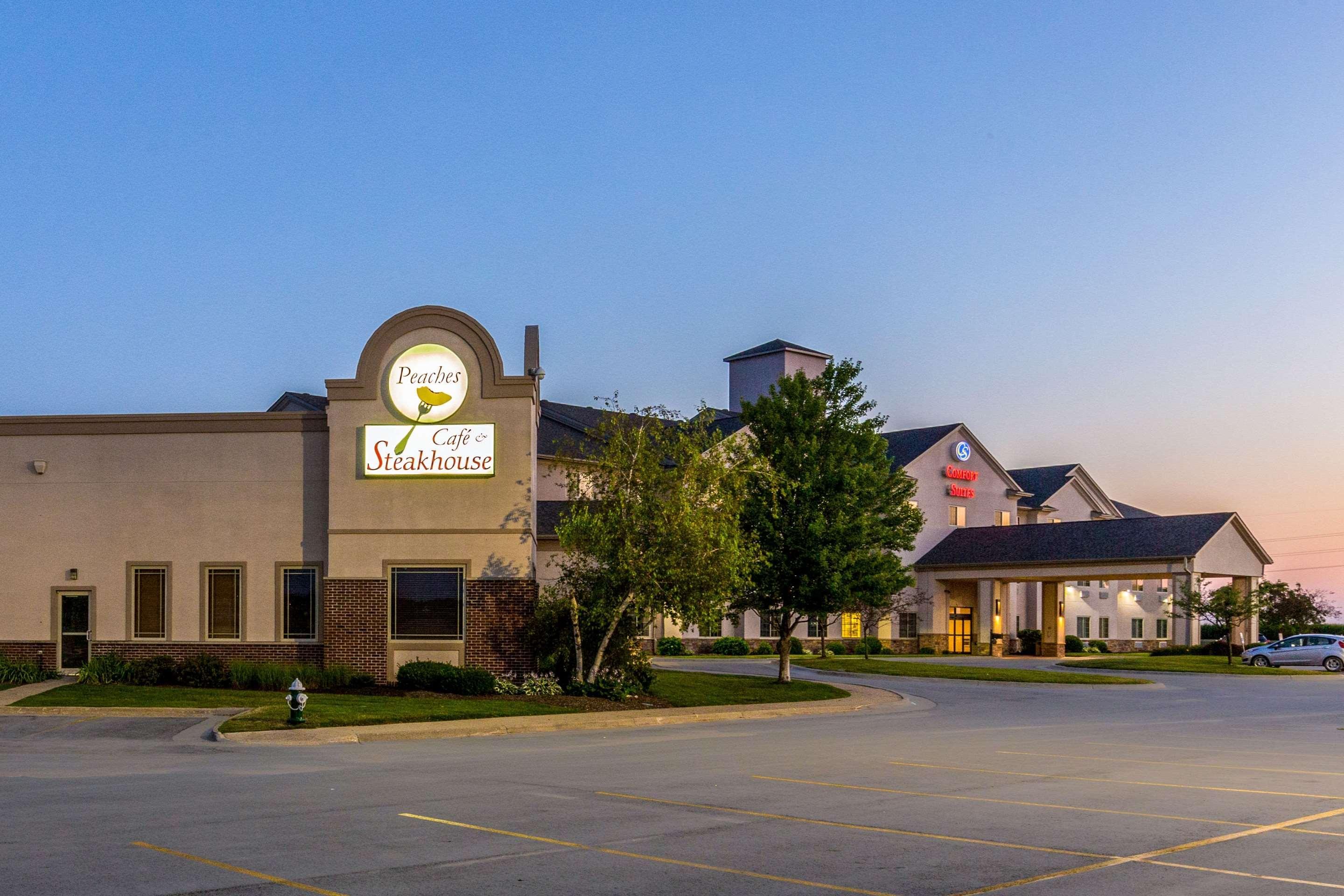 Comfort Suites Burlington Exterior foto